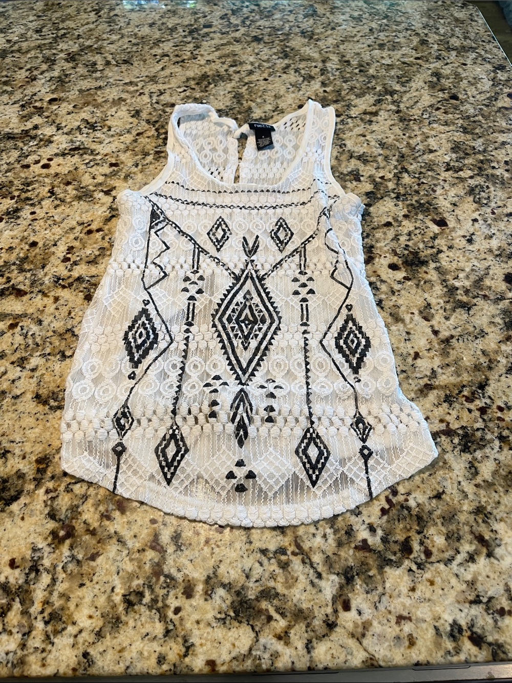 Rue21 White Lace Tank with Black Aztec Embroidery